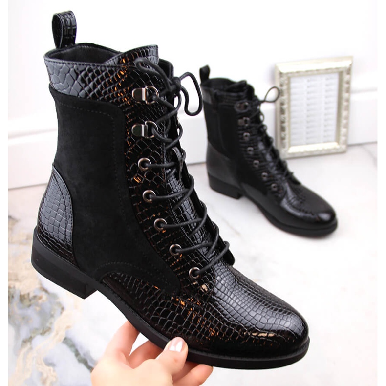 Women's flat heel boots, insulated, black Filippo DBT4823 1