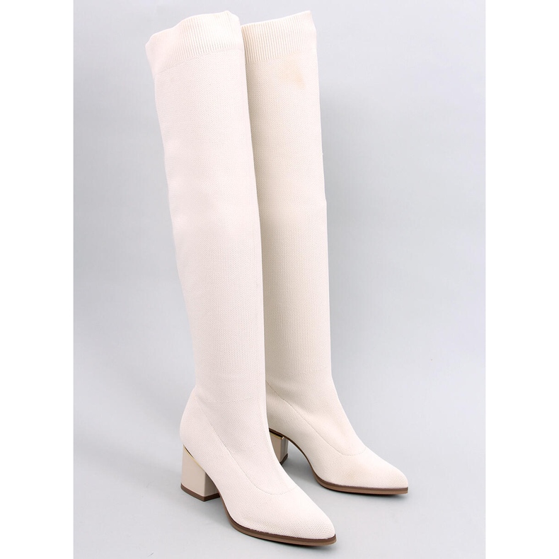 Mckenzie Beige low-heeled musketeers 1
