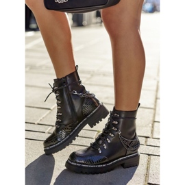 S.Barski Insulated Workers With Chains, Black 1