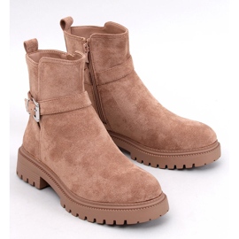 Ortiz Camel Chelsea boots beige 1