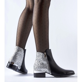 Black ankle boots with a shiny back Olindo 2