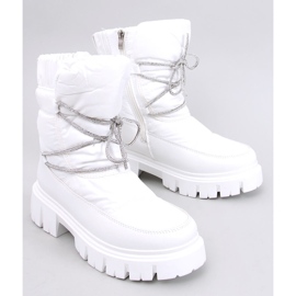 Mitrani White women's snow boots 1