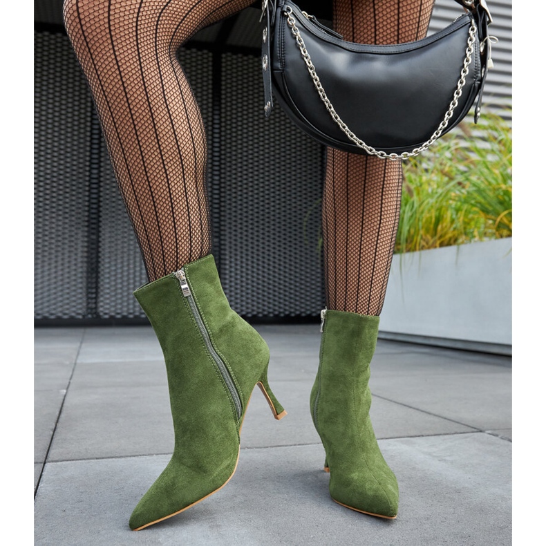 Guimond green low-heeled ankle boots 1