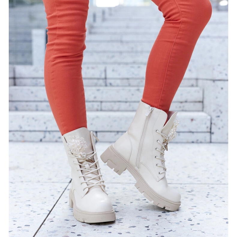 Beige ankle boots with decorative beads Accadia 1 Beige ankle boots with decorative beads Accadia 1