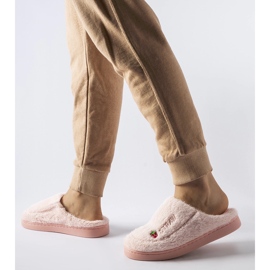 Light pink Collinsville slippers 1