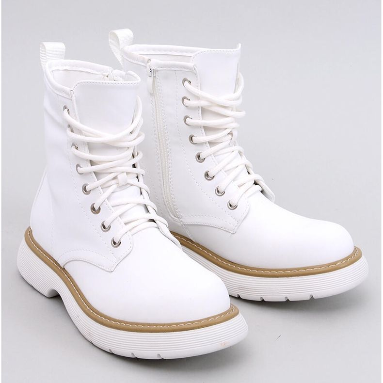 Peddy White lace-up ankle boots 1