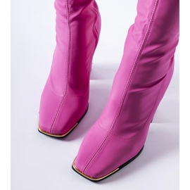 Pink boots with a massive block heel from Alvorada 1