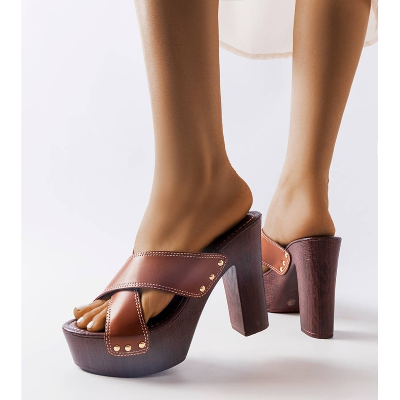 Brown high heel slides from Lépicier 2