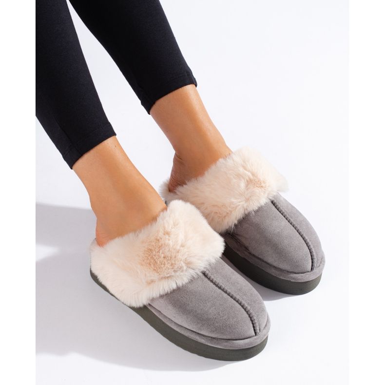 Fluffy gray soft toys on the Shelovet platform grey 1