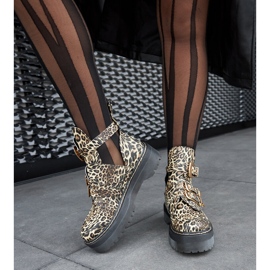 Beige leopard ankle boots on the Lograto platform 1