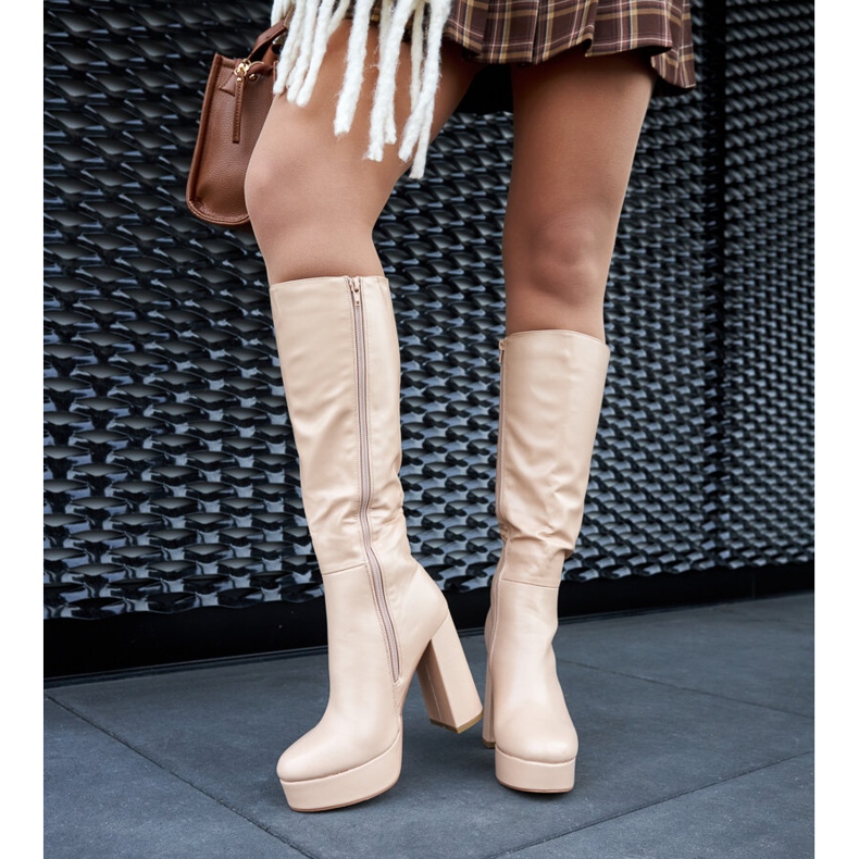 Beige boots with a platform and a heel from Zoccorino 2
