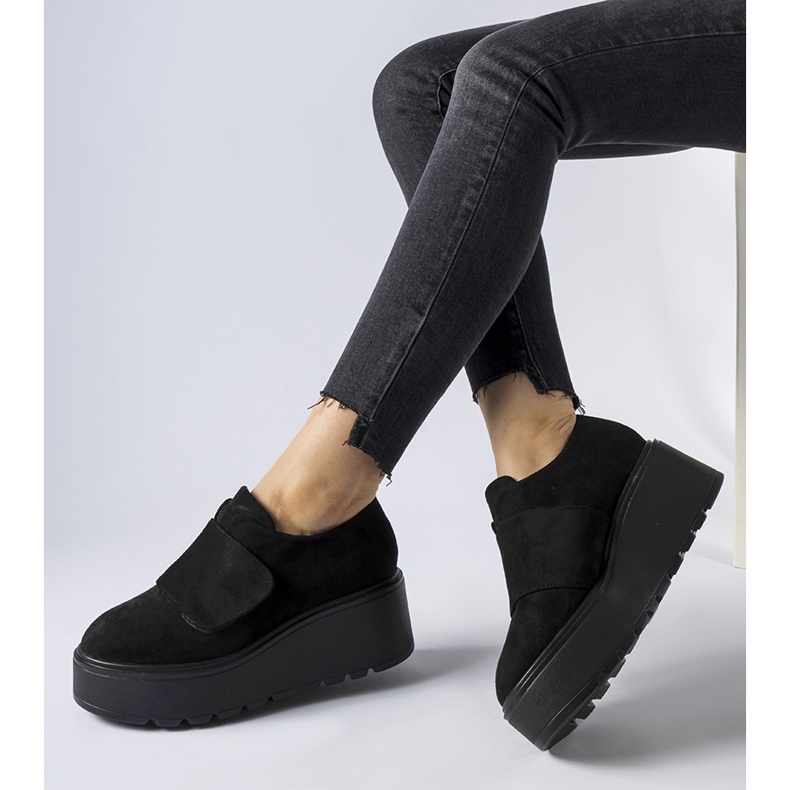 Black Pallet platform shoes 1