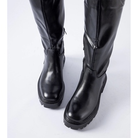 Black insulated Keauhou boots 1