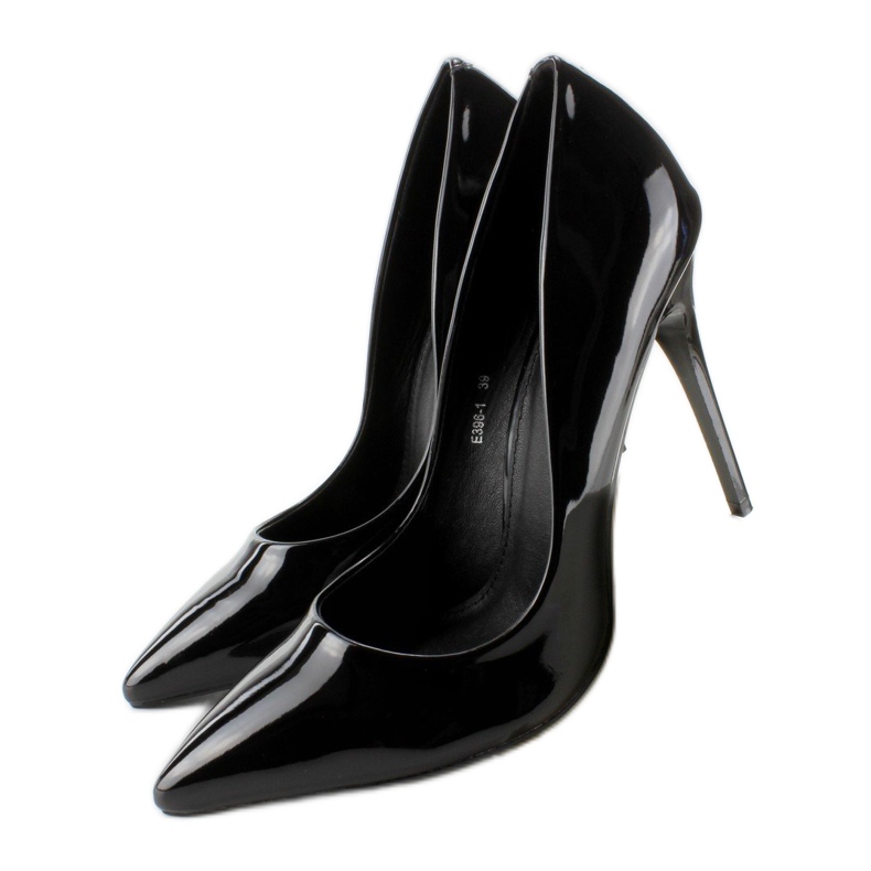 Plain varnished E396 Black studs 1