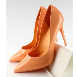 Smooth varnished E396 Orange pins 1