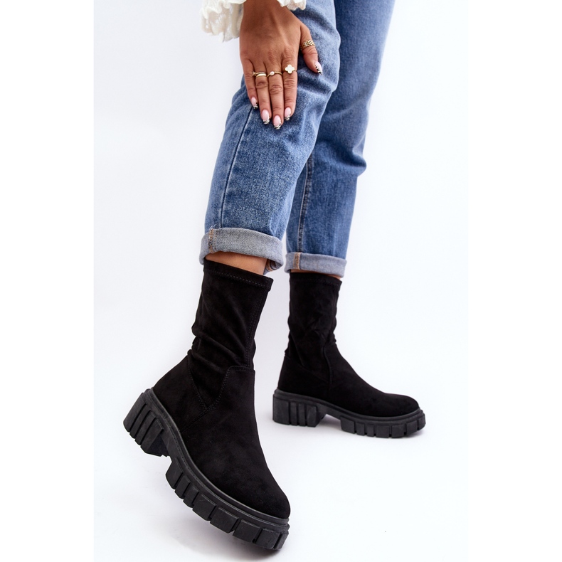 Workers Slip-On Boots With Flat Heels, Black Divella 2