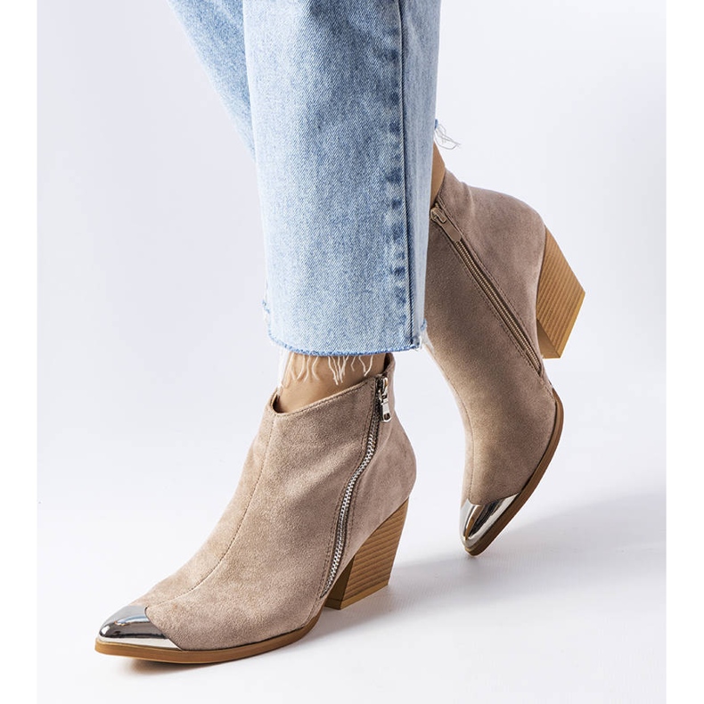 Beige metal toe cowboy boots from Vergne 1 Beige metal toe cowboy boots from Vergne 1