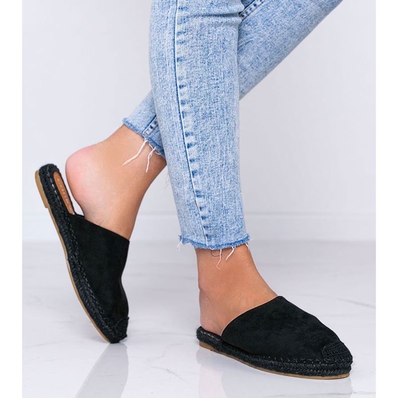 Venus's black flaps 1