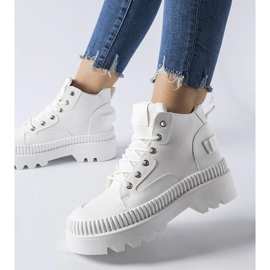 Inna White sneakers on a high platform Grotta 1