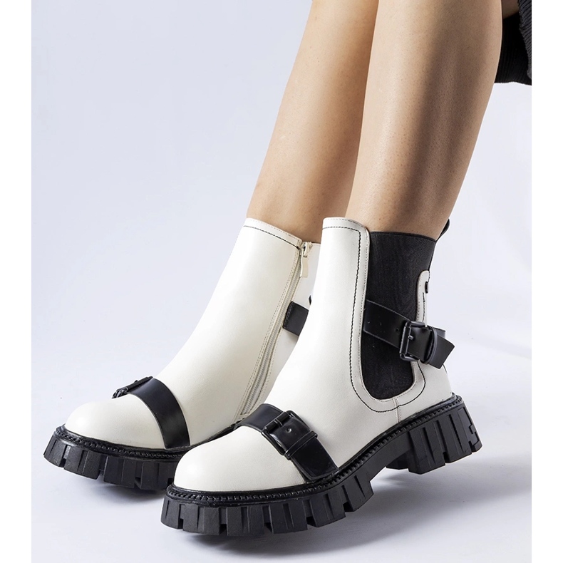 White ankle boots with a massive Fontarine sole 1