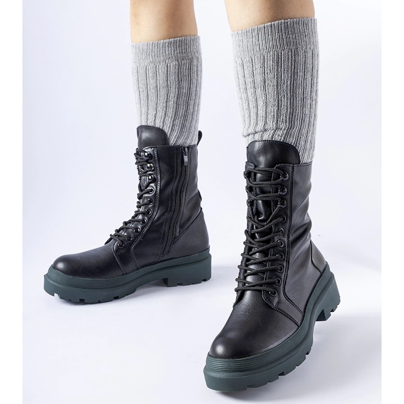 Black sneakers with a colorful Quennie sole 1