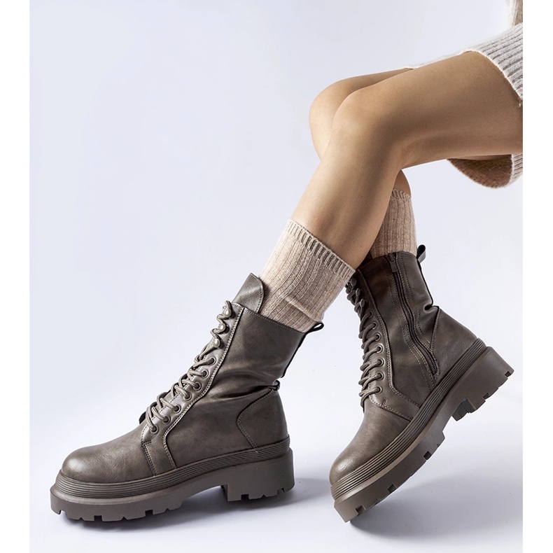 Gray boots with Zacharie protector grey 1