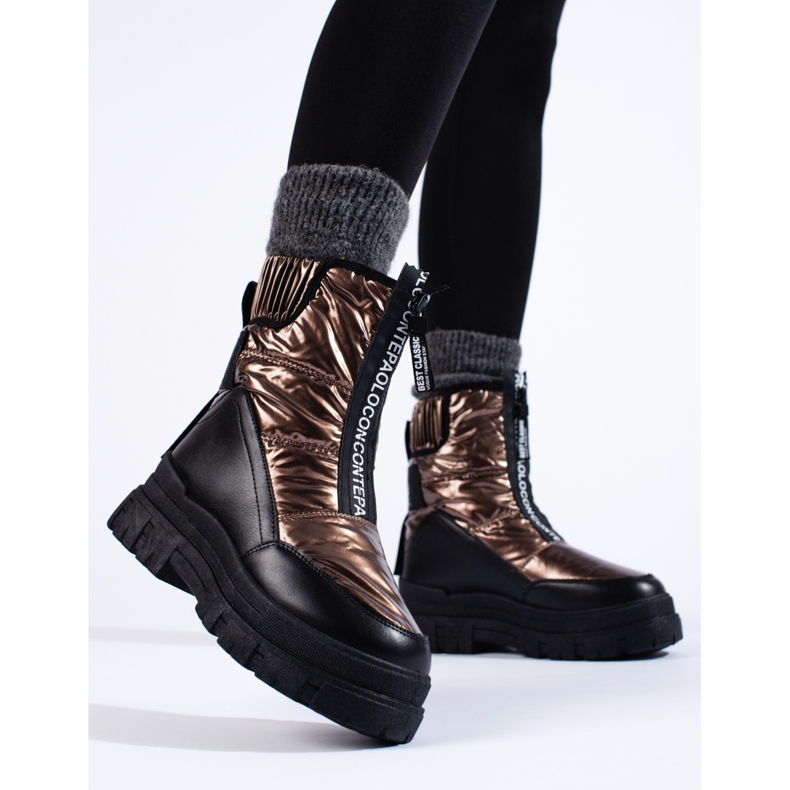 Women's snow boots on the Vinceza platform golden 1