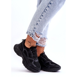 Women's black sports shoes 6