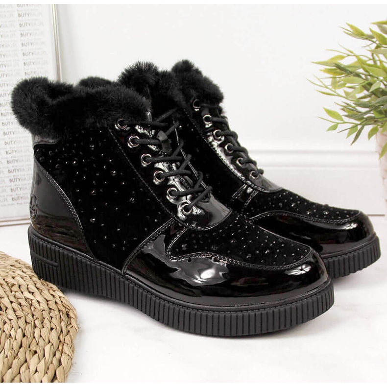 Black Rieker 93312-00 leather insulated leather boots on the platform 1