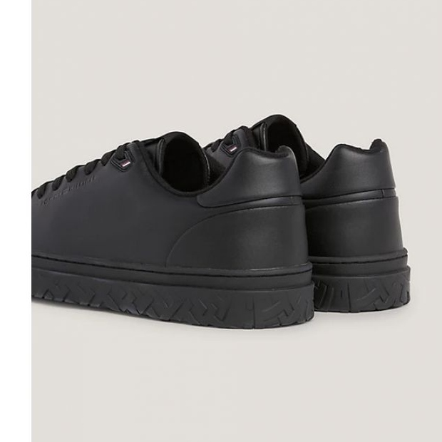 Tommy Hilfiger Court Thick Cupsole Leather M shoes FM0FM048300GQ black 1