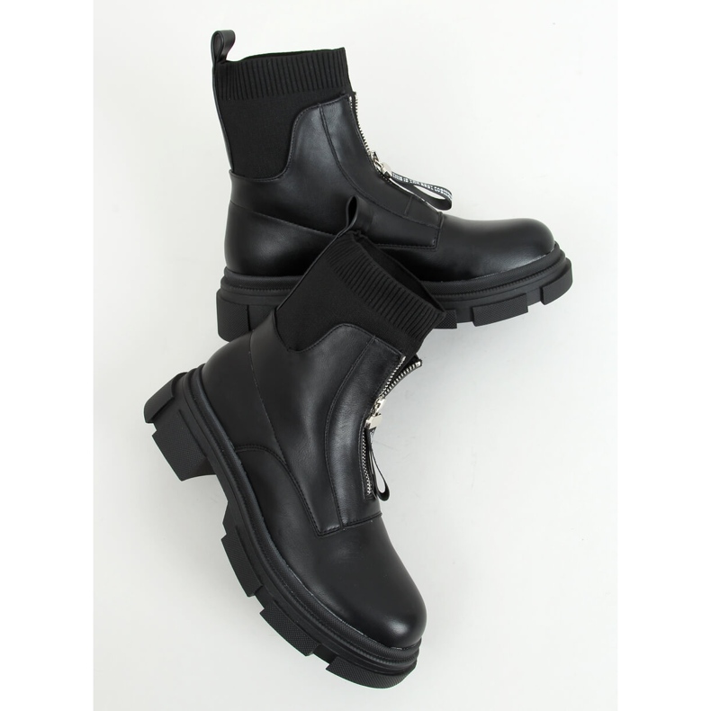 Boots with Dolly Black sock upper 1