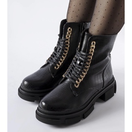 Black Goodland workers' boots with a decorative chain 1