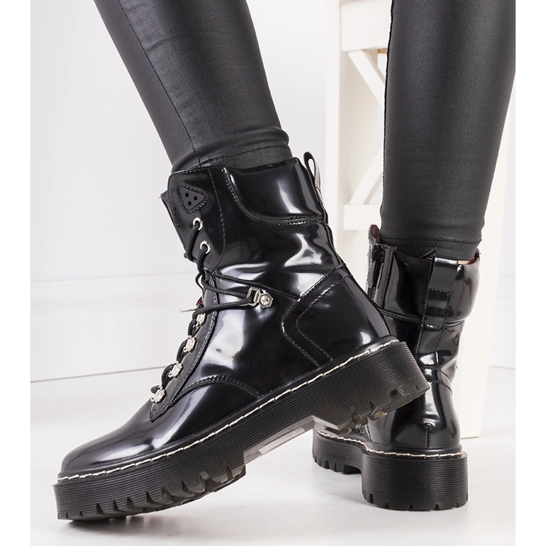 Black Startrail boots 1