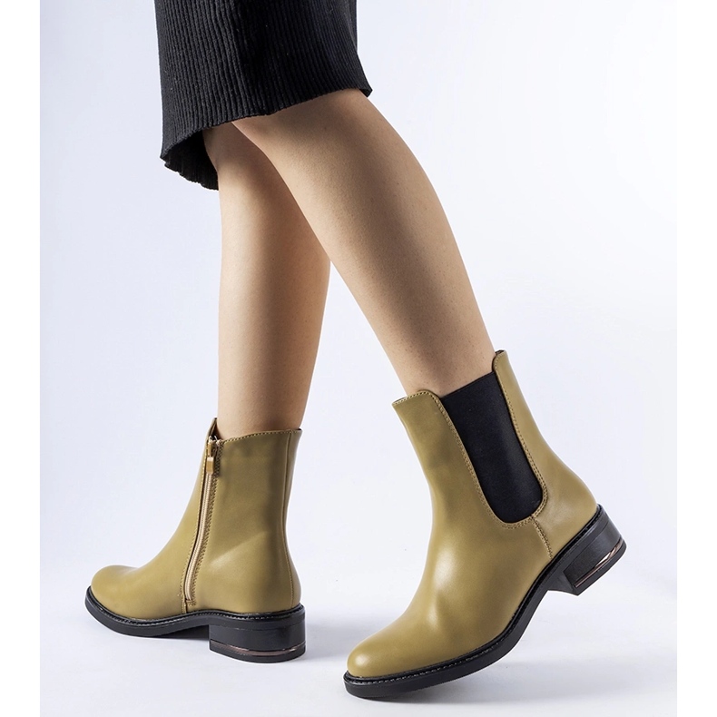 Olive insulated classic Bagnoro ankle boots green 1