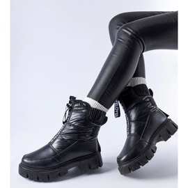 Black insulated quilted Lessard snow boots 1