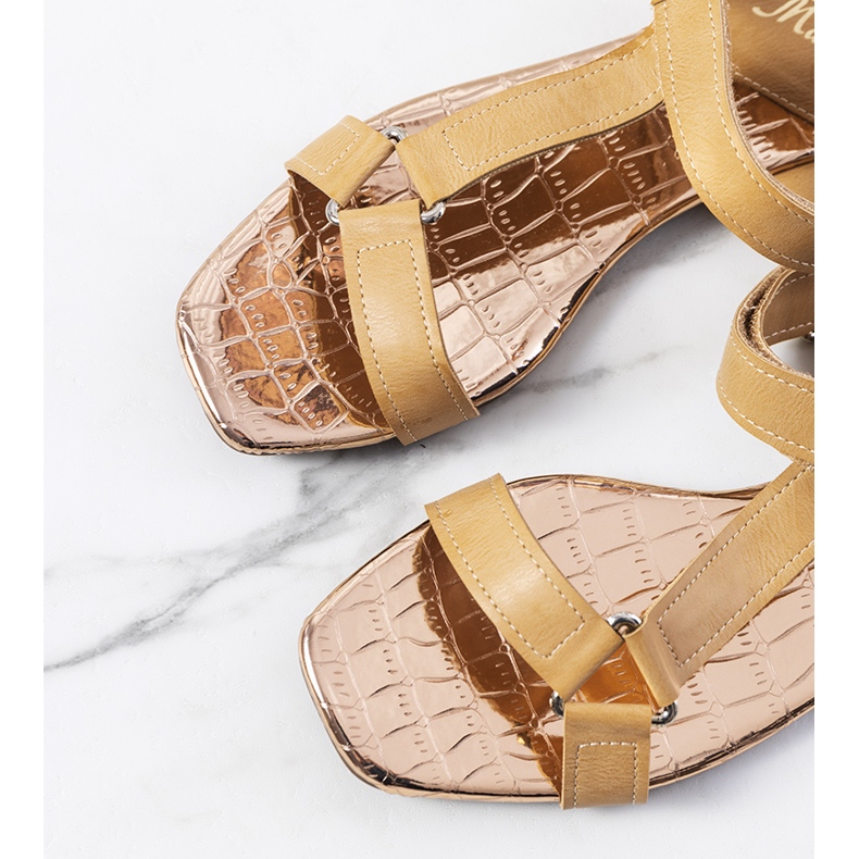 Beige women's sandals from Wardill 1