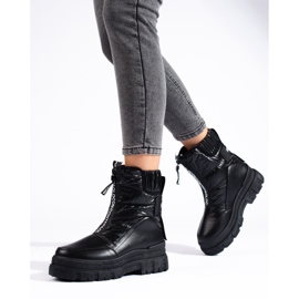 Women's snow boots on the Vinceza black platform 1