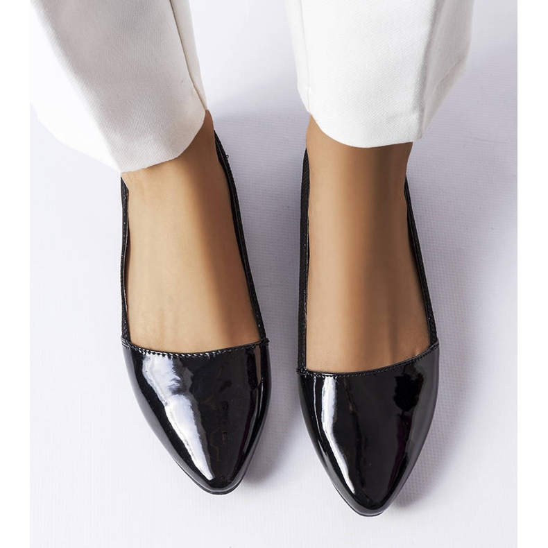 Black elegant ballerinas from Riel 1