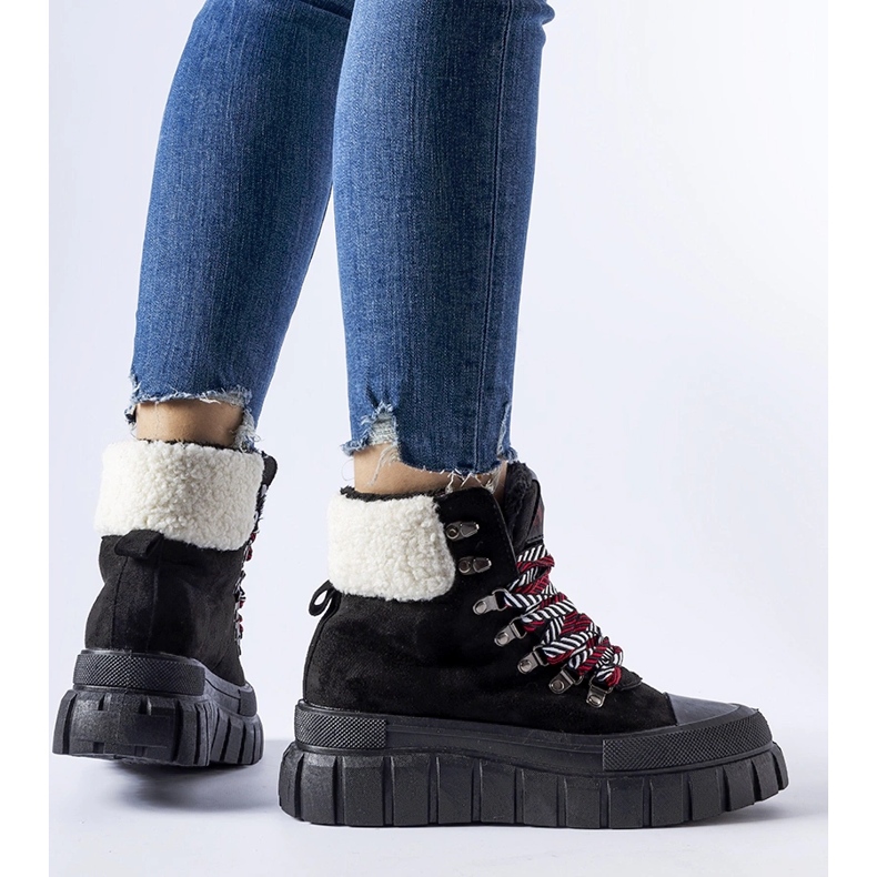 Black insulated sneakers on the Ottiol platform 1