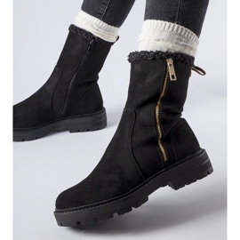 Black insulated boots with a Sunnyslope zipper 1