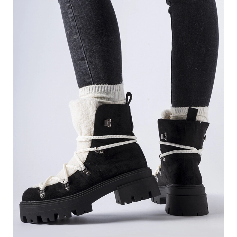 Black workers' boots with a decorative tongue from Perugia 1