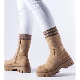 Brown insulated ankle boots with massive Umber platform 1