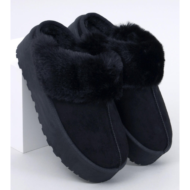 Allod Black platform snow slippers 1