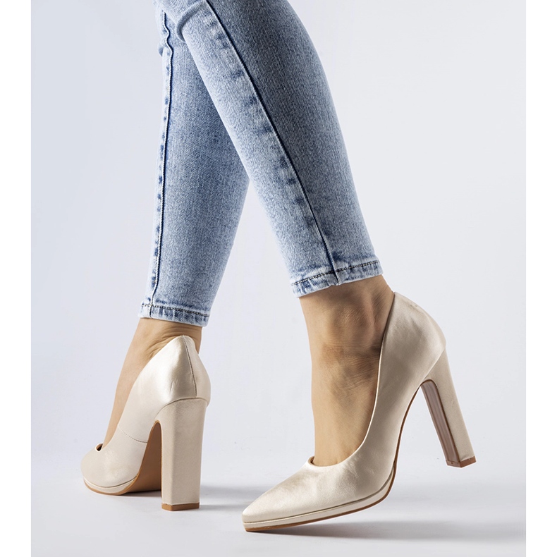 Beige satin stiletto pumps by Rivers 1 Beige satin stiletto pumps by Rivers 1