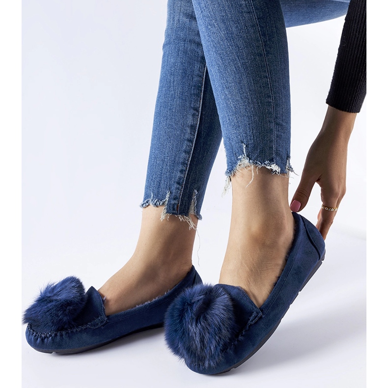 Navy blue insulated slippers with a Marchetti pompom 1