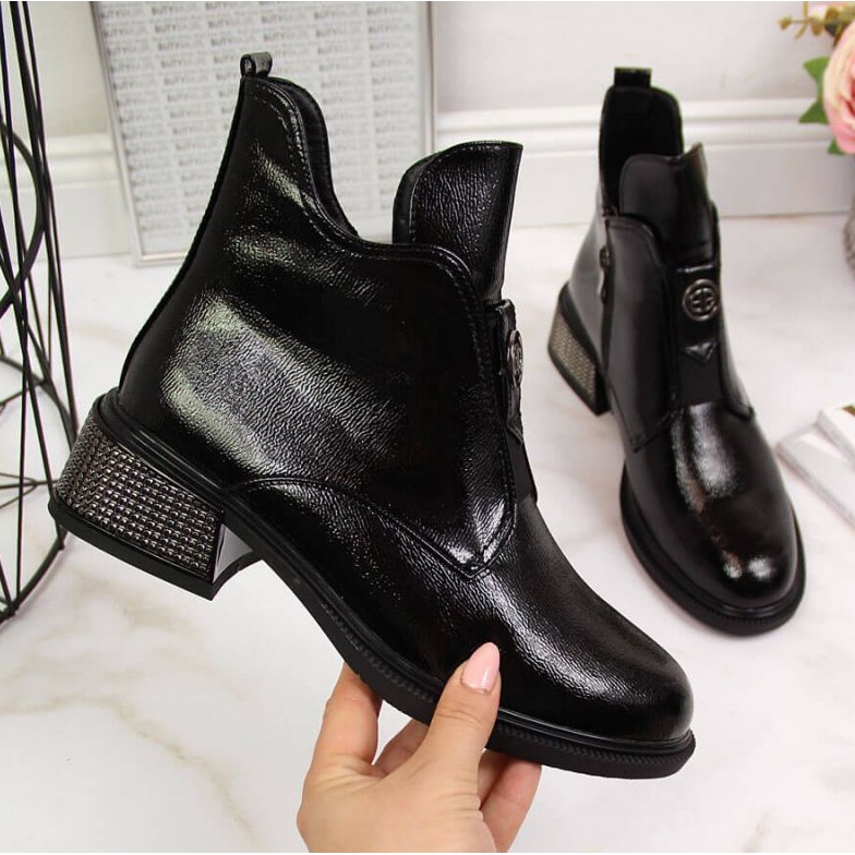 Filippo W PAW256 black ankle boots with a decorative block 1