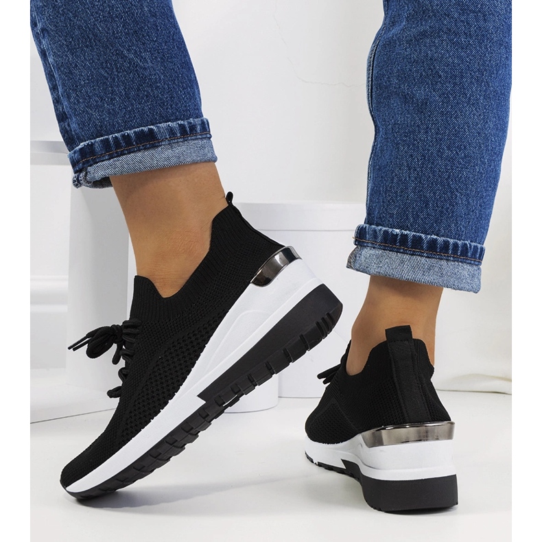 Black sneakers on the wedge Sabelia 2