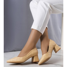 BM Beige high heel pumps from Migne 1
