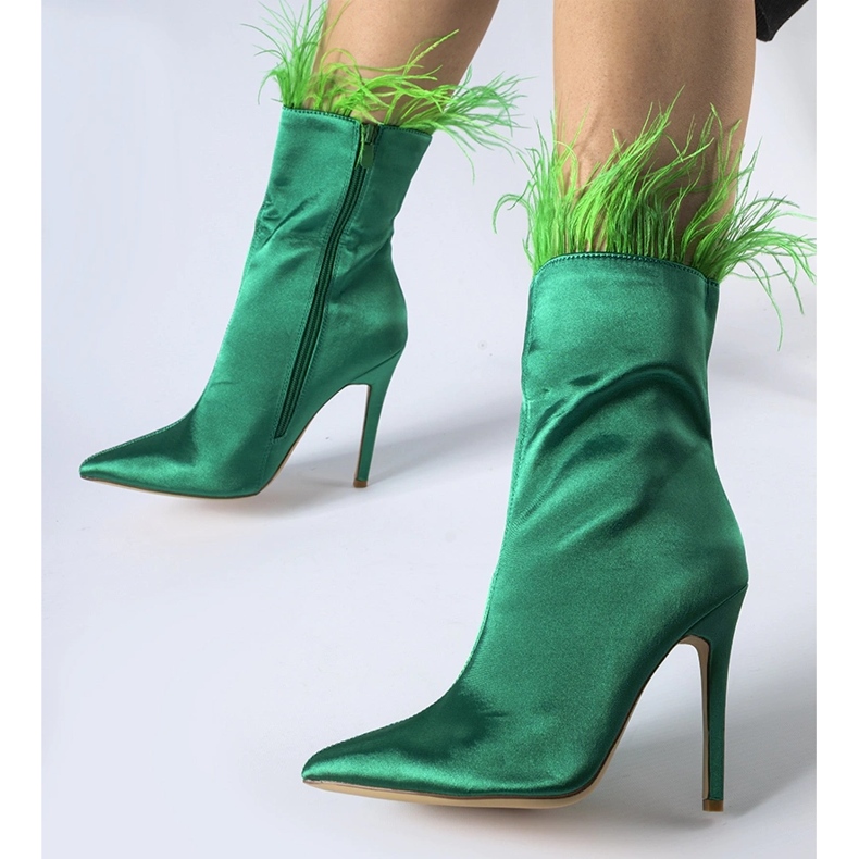 Green ankle boots decorated with Selvena feathers 1