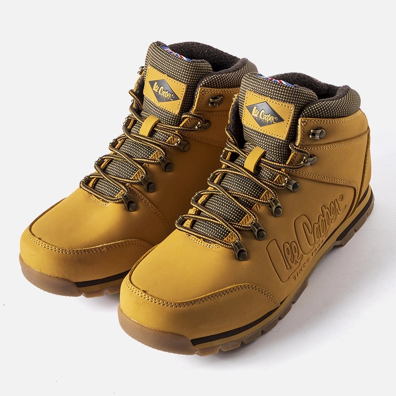 Brown leather shoes Lee Cooper LCJ 20/01/012 Brown leather shoes Lee Cooper LCJ 20/01/012